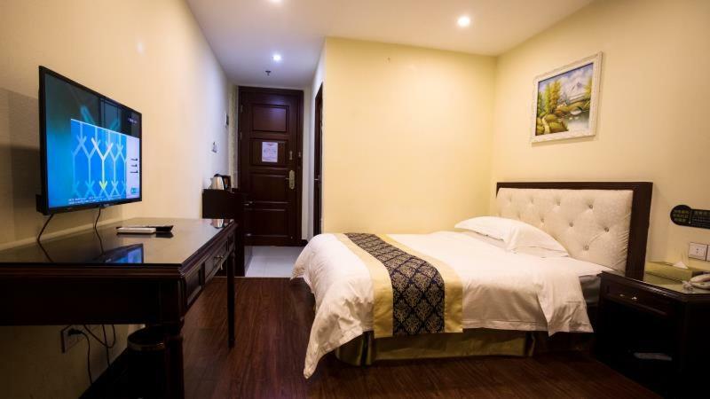 Longhui Business Hotel Huizhou  Exterior foto